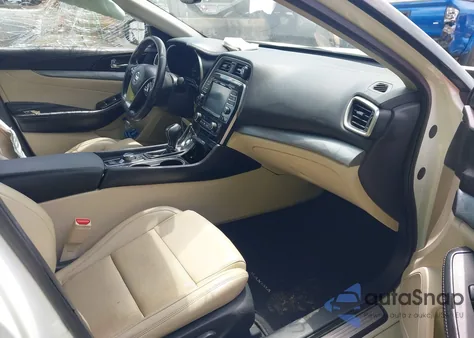 2017 Nissan Maxima 3.5 Sv из США, поврежденный, VIN 1N4AA6AP3HC389491